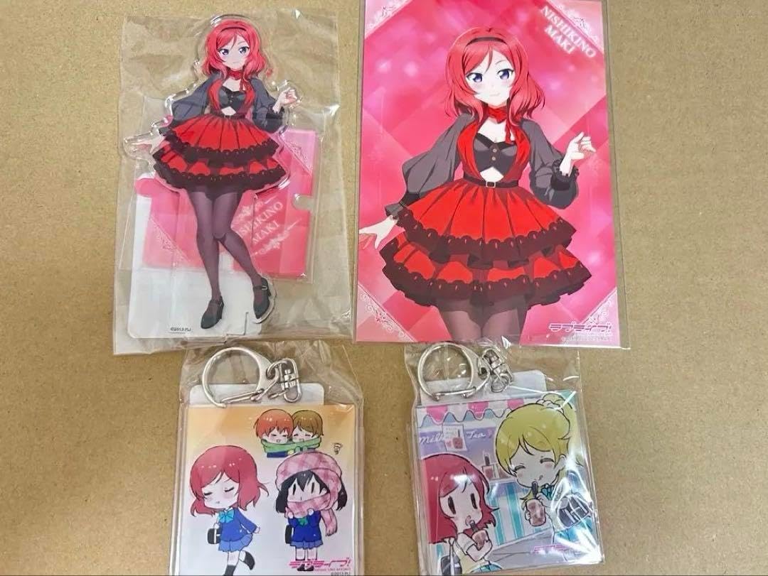 アイカツカード 大量 まとめ売り 1000枚以上 お値下げ相談⚪︎ アイ アイカツカード 大量 まとめ売り 1000枚以上 お値下げ相談⚪︎ アイ